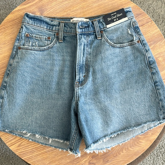Abercrombie & Fitch Pants - Abercrombie & Fitch Curve Love The Dad Short NWT